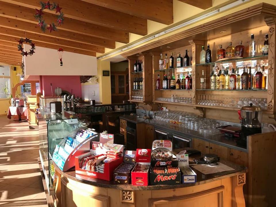 Hotel Sole Del Baldo Brentonico Eksteriør billede